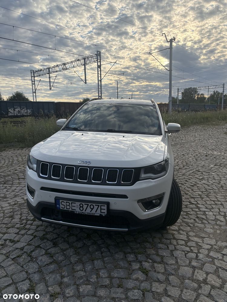 Jeep Compass - 1