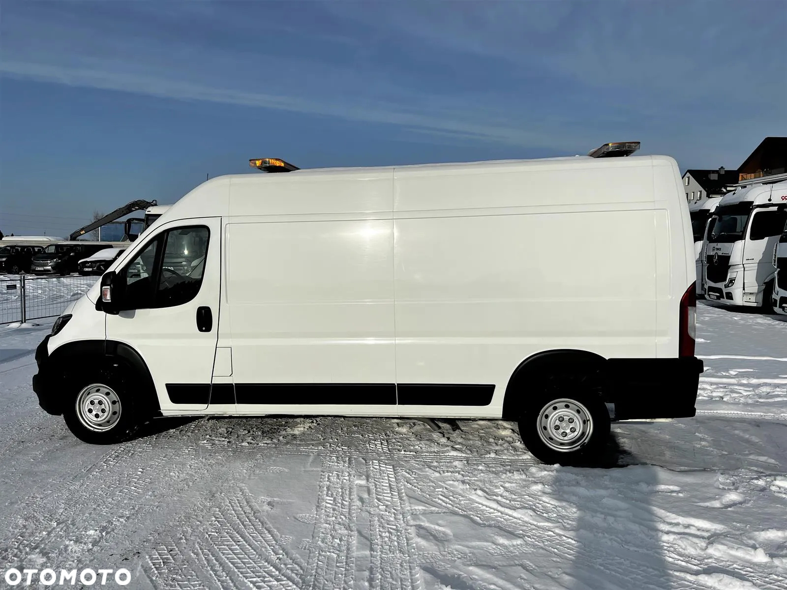 Peugeot Boxer 435 2.2 BlueHDi 121kW/165KM  L3H2  AutoSerwis - wciągarka - 8