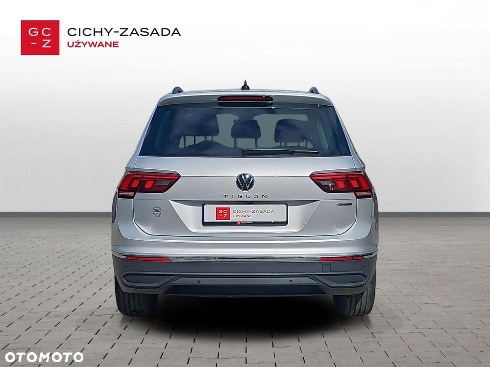 Volkswagen Tiguan - 6