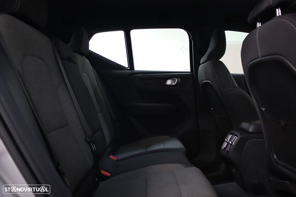 Volvo XC 40 1.5 T2 Core Auto - 24