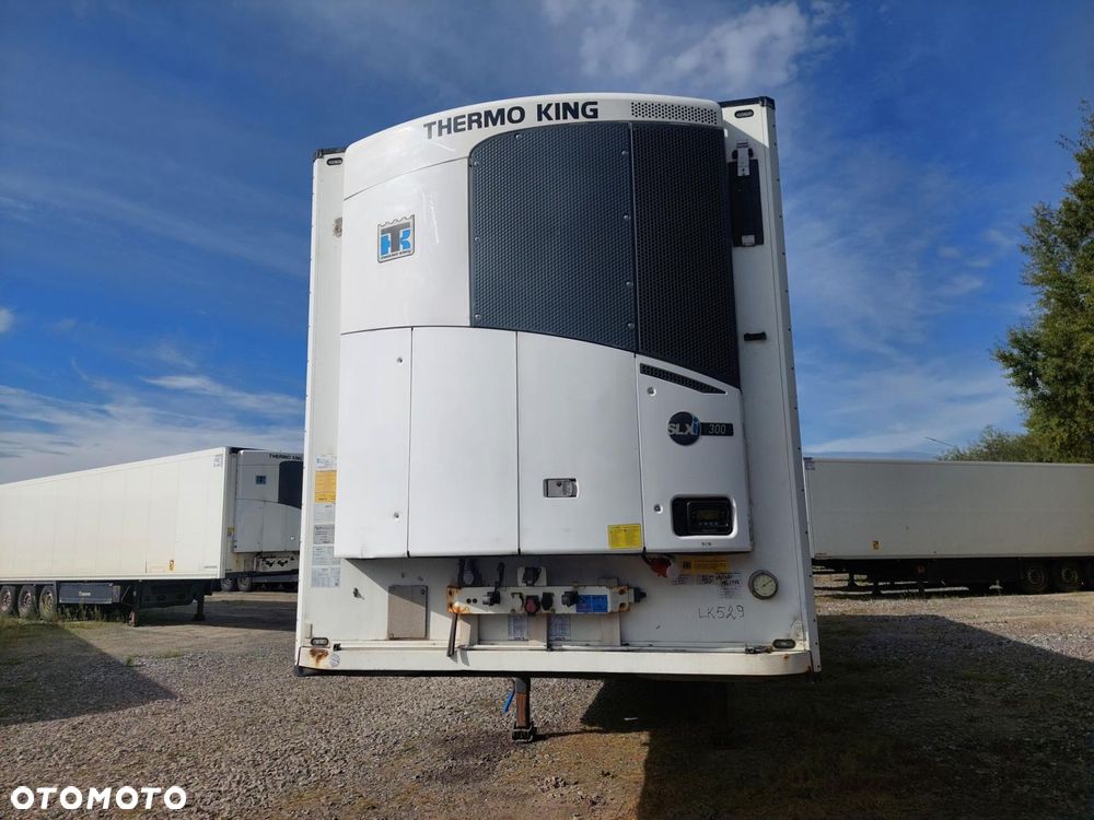 Schmitz Cargobull SKO Double Deck FP 45 ThermoKing SLXi 300 Lifting Axle