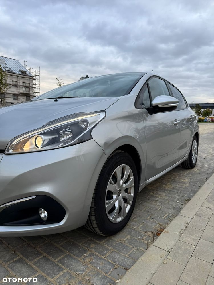 Peugeot 208 1.2 PureTech Active - 4