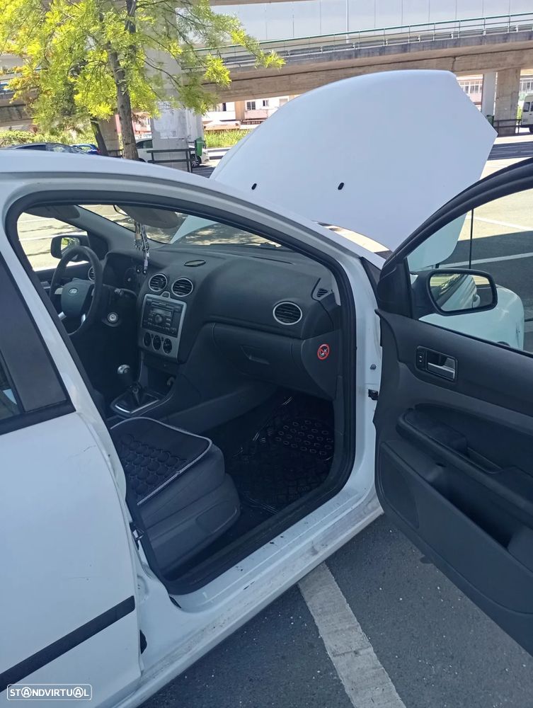 Ford Focus - 22