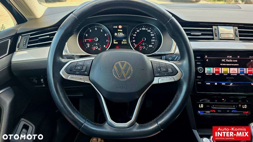 Volkswagen Passat - 21