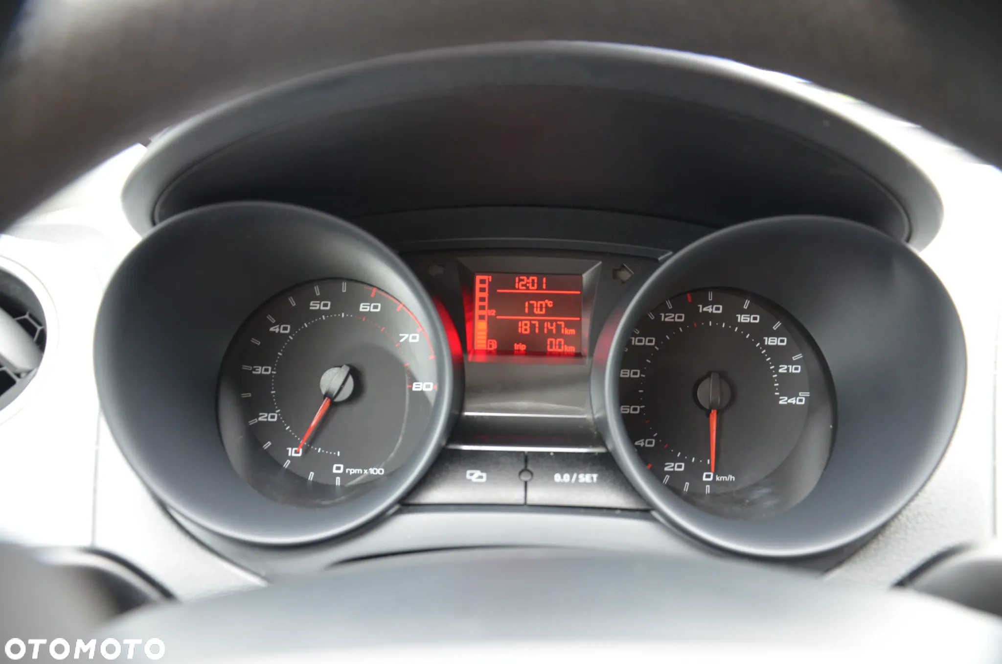 Seat Ibiza 1.4 16V Reference - 22