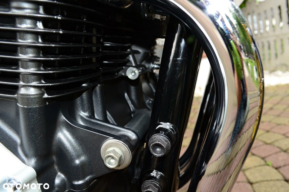 Honda CB - 22