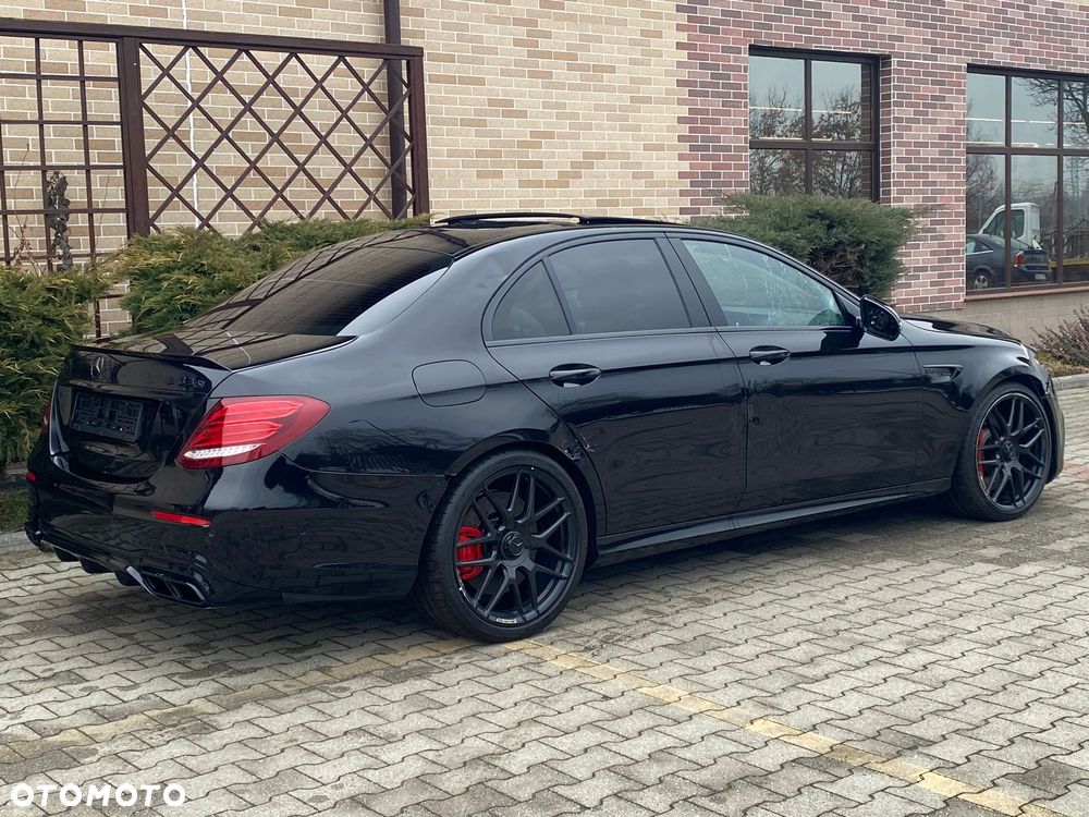 Mercedes-Benz Klasa E - 7