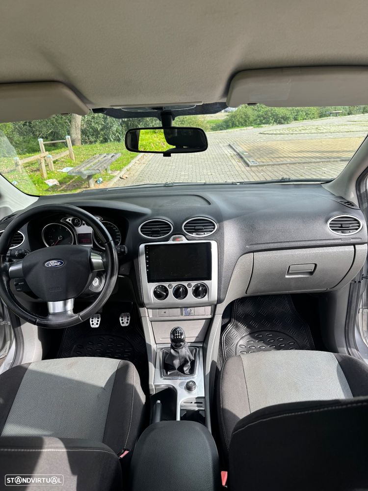 Ford Focus 1.6 TDCi Connection - 11