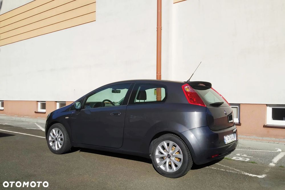 Fiat Grande Punto 1.4 8V Dynamic - 12