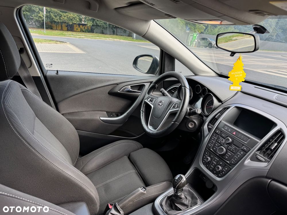 Opel Astra 1.6 CDTI Sport - 11