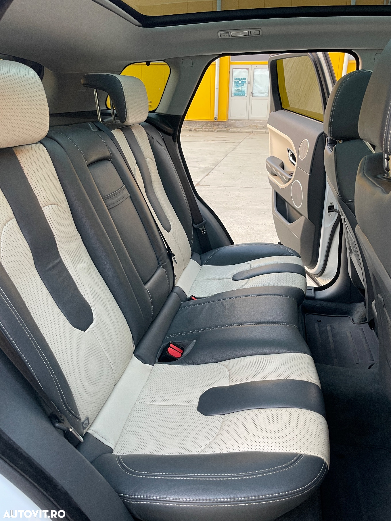 Land Rover Range Rover Evoque - 7