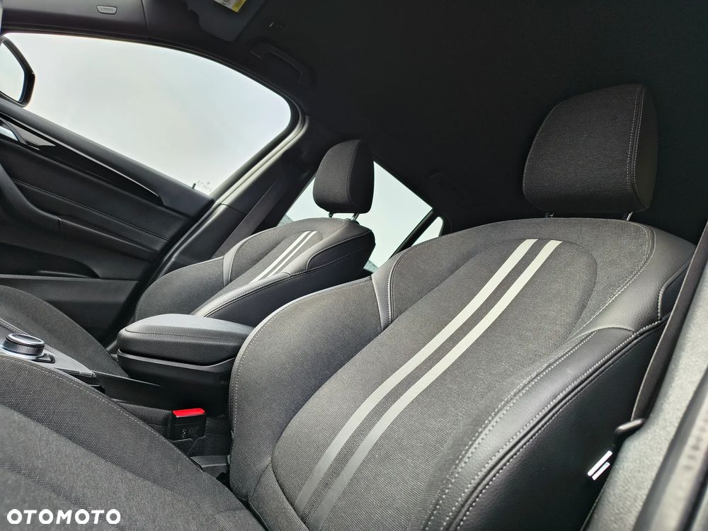 BMW X1 sDrive20i Sport - 19