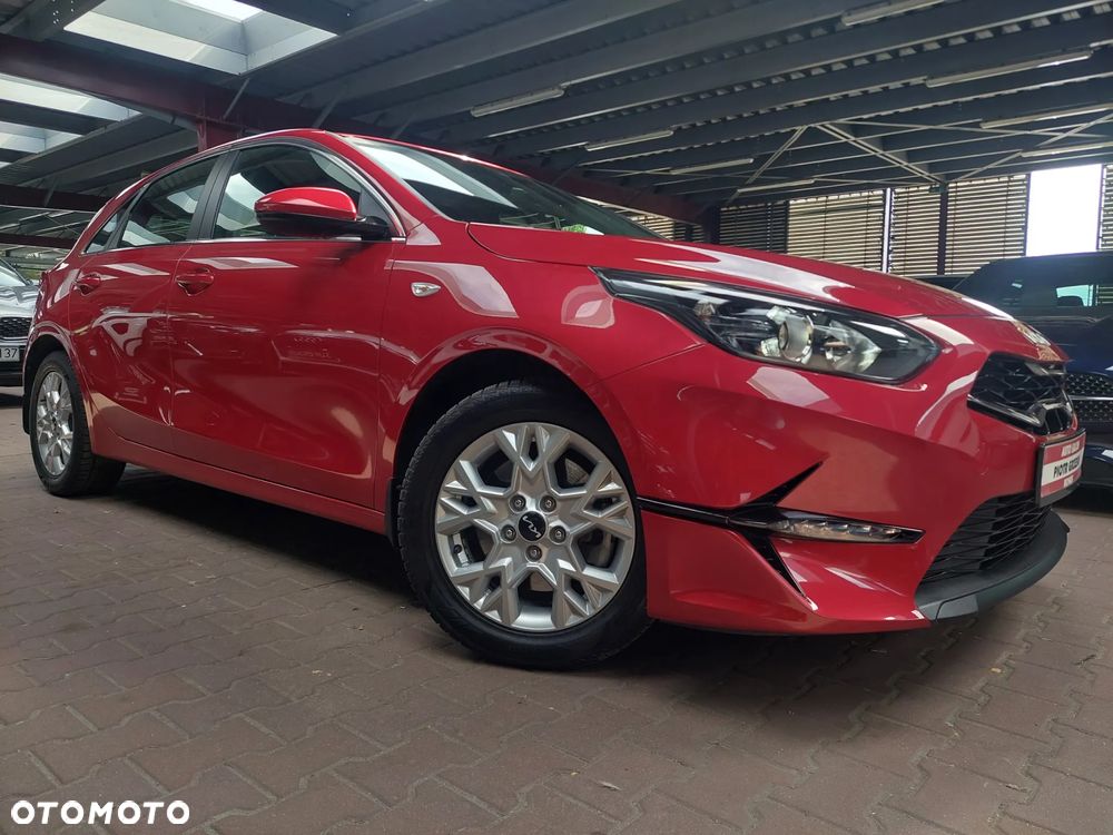 Kia Ceed - 35