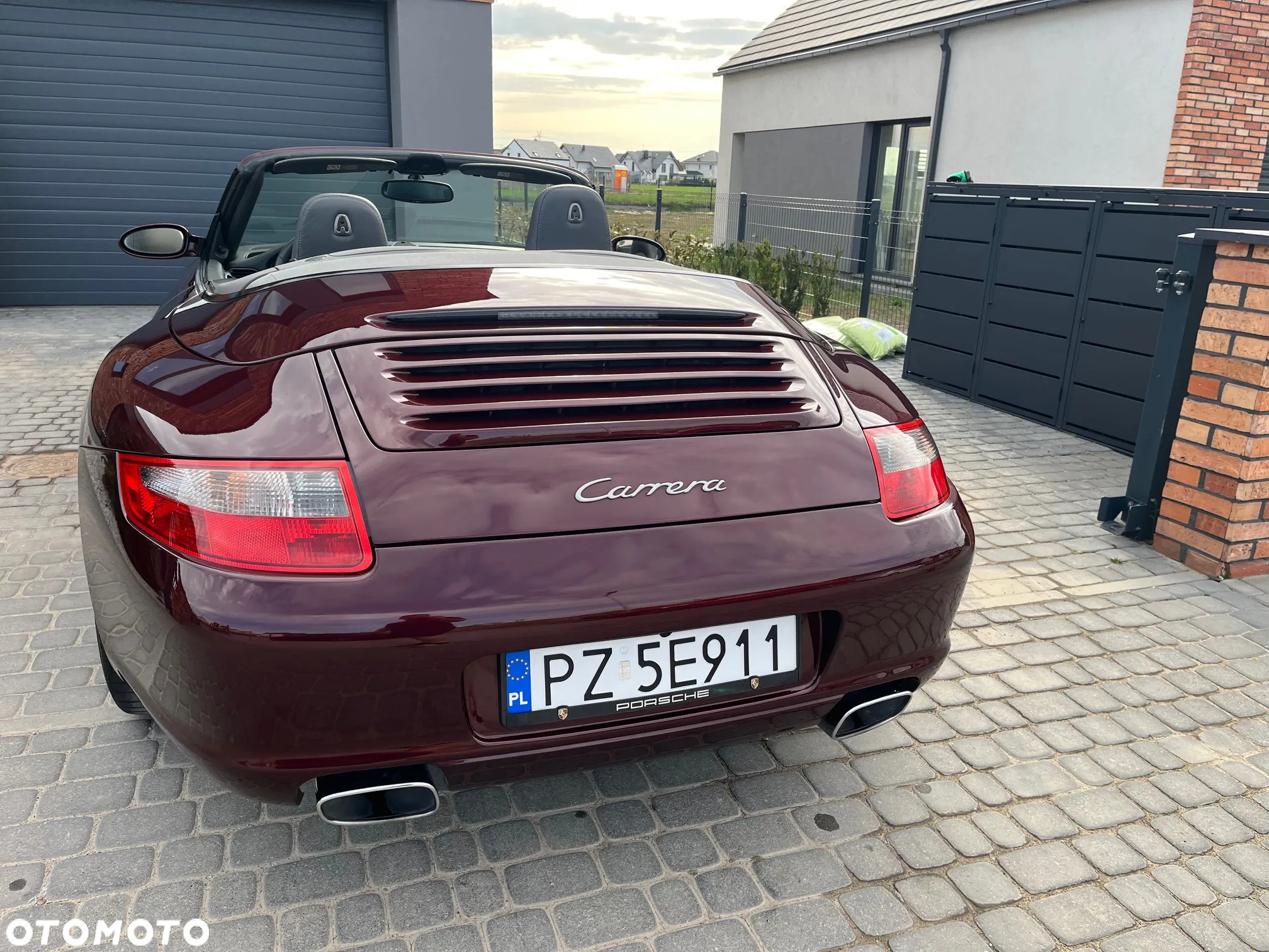 Porsche 911 Carrera Cabrio - 5