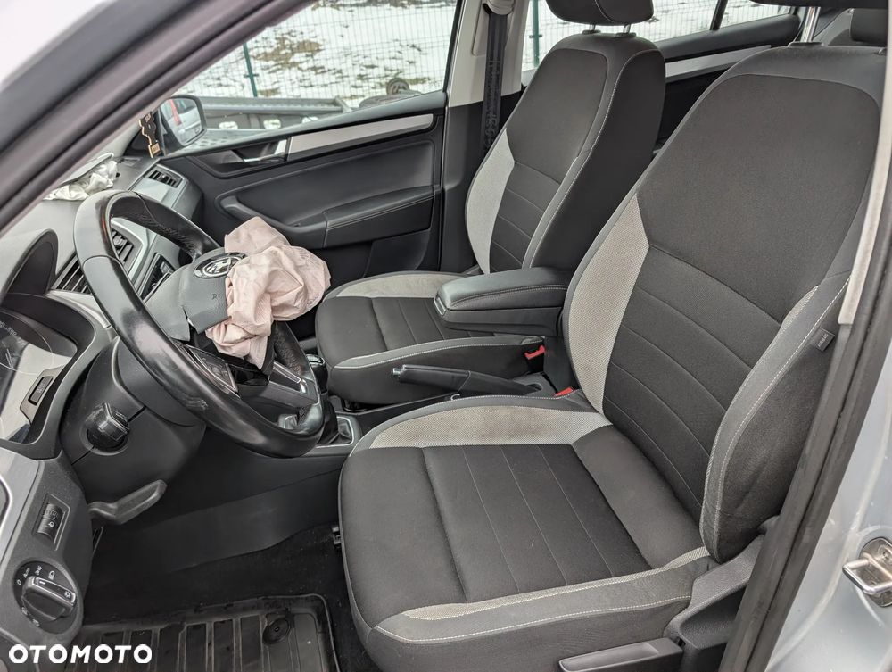 Skoda RAPID 1.0 TSI Active - 11