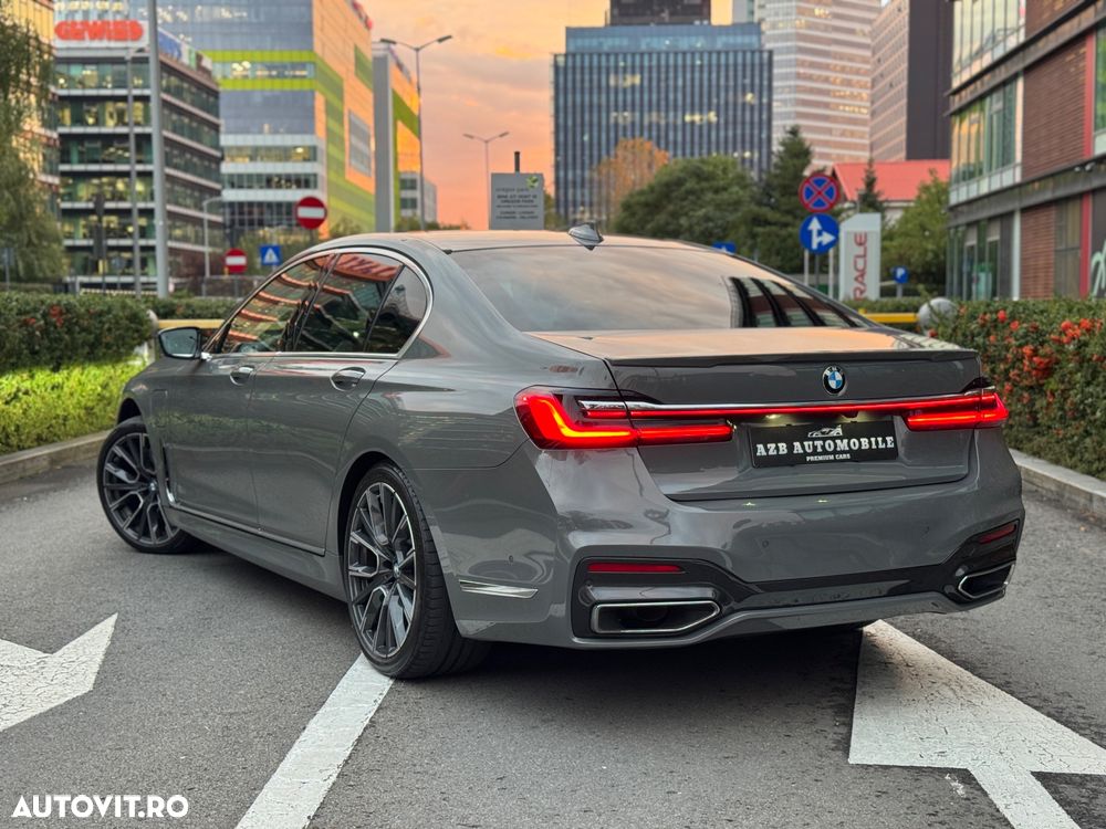 BMW Seria 7 745e - 4