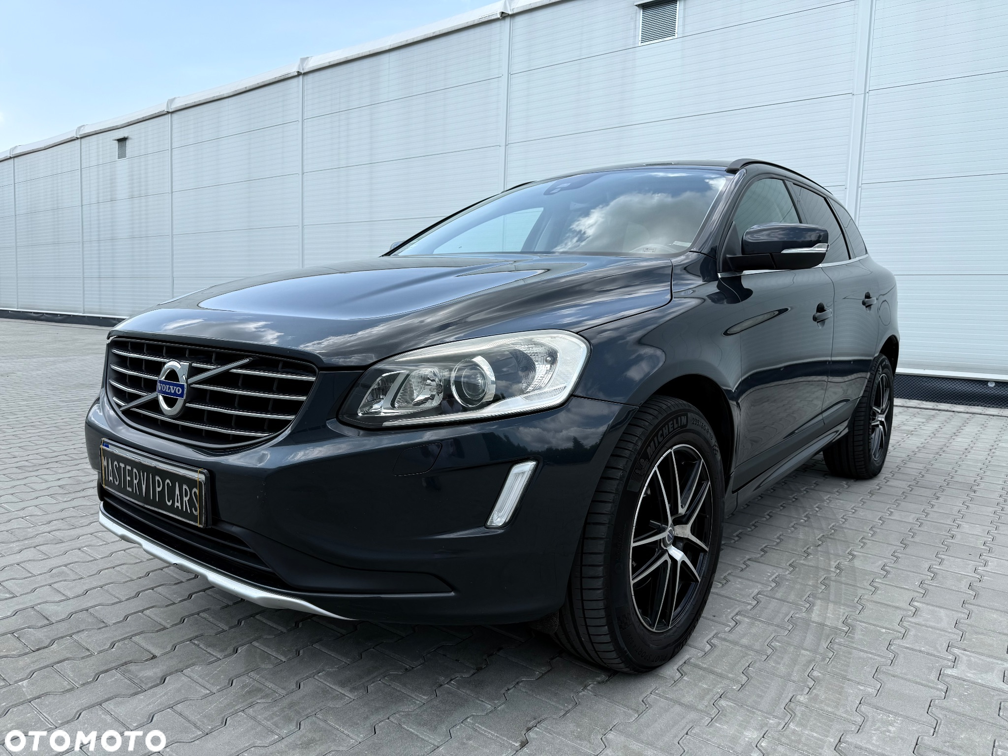 Volvo XC 60 2.4D AWD Momentum - 10
