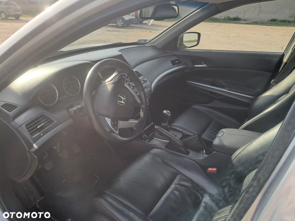 Honda Accord 2.4 i Executive - 8