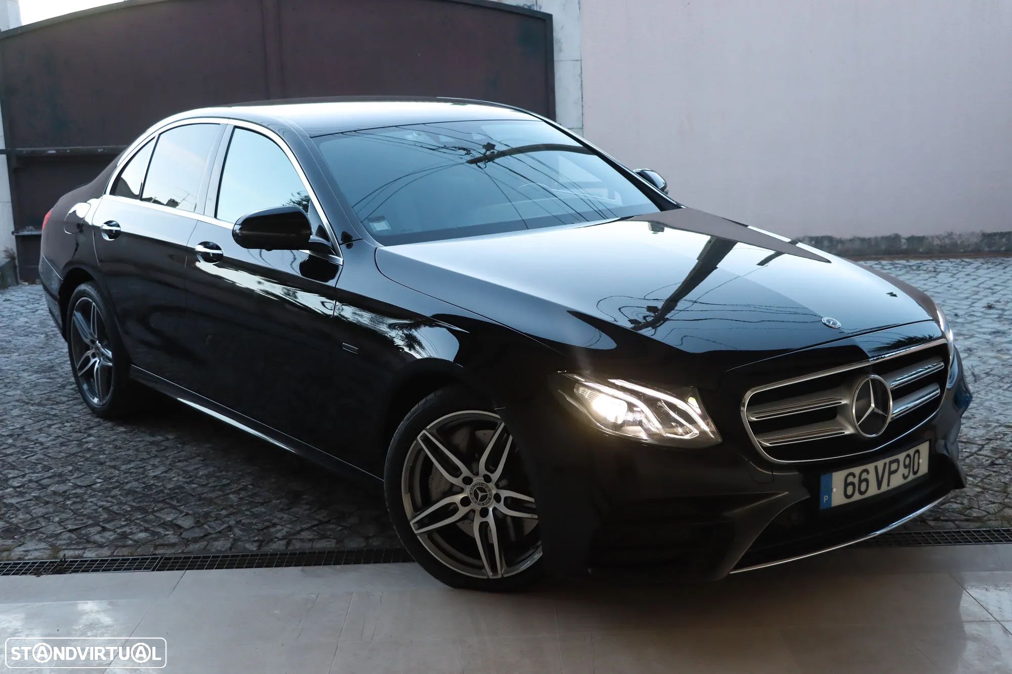 Mercedes-Benz E 350 e AMG - 1