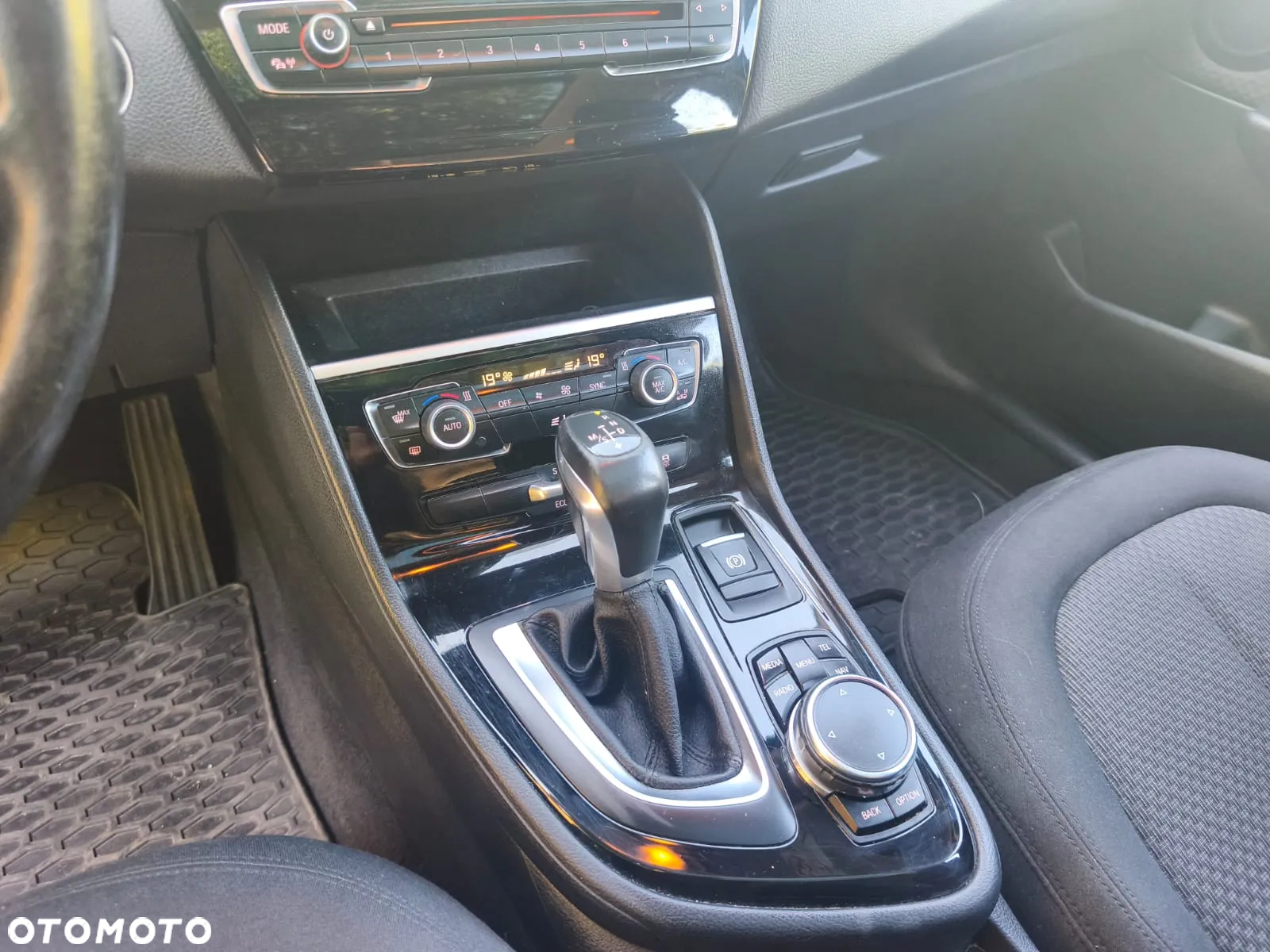 BMW Seria 2 220d Gran Tourer xDrive Sport-Aut Advantage - 25