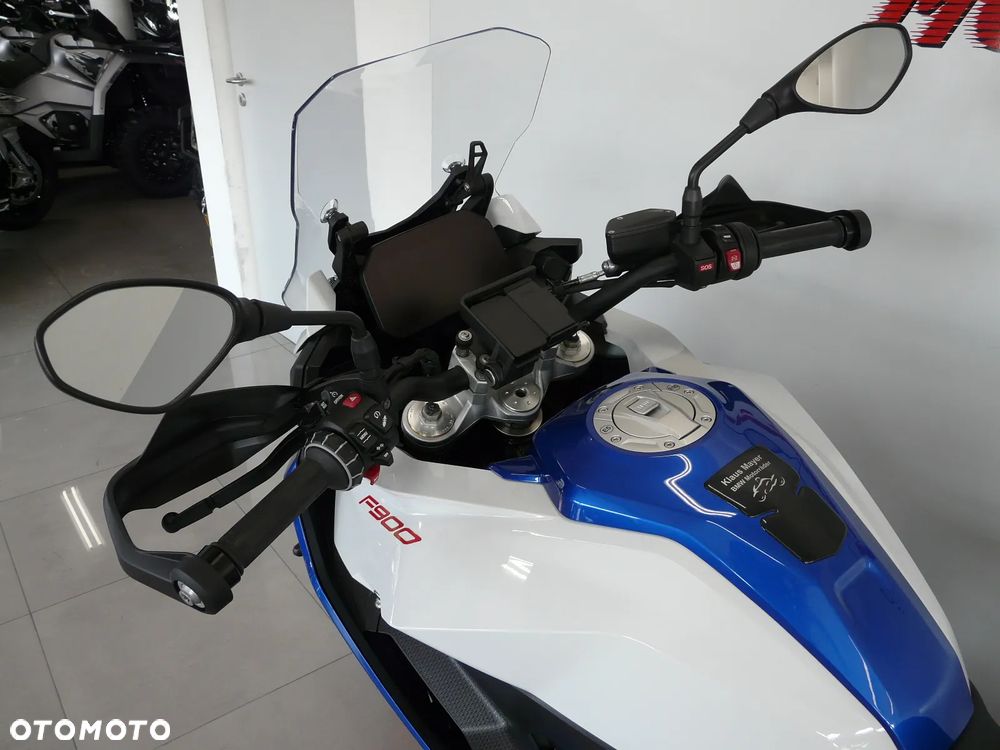 BMW XR - 11