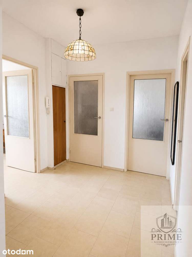Mokotów ul Modzelewskiego 52m2 3pokoje + balkon piwnica METRO