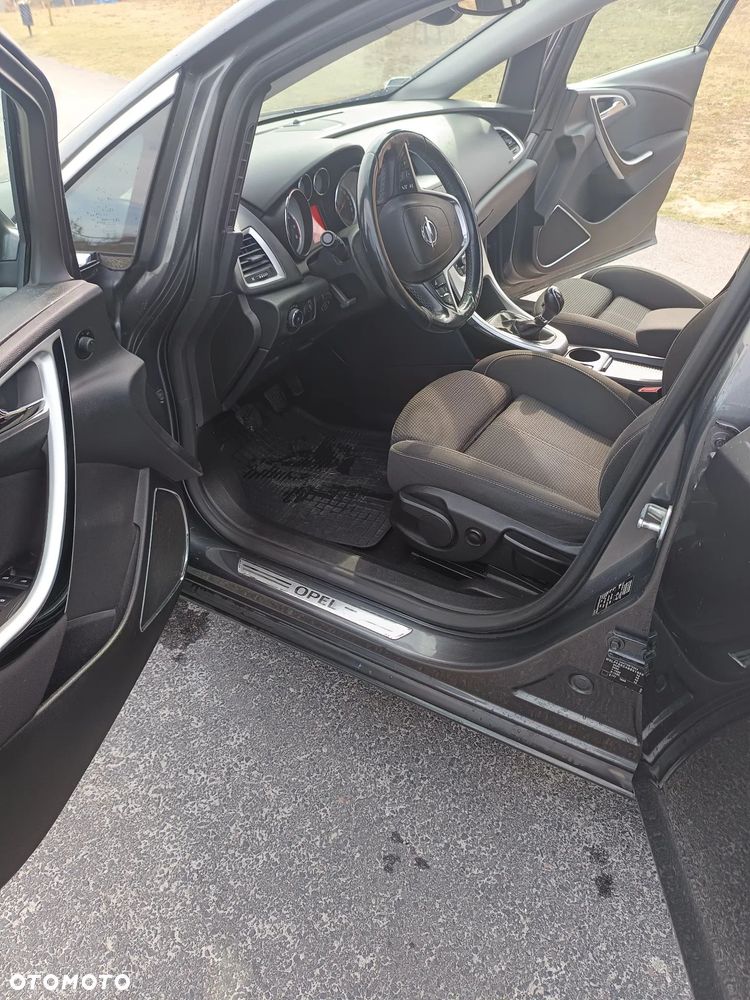 Opel Astra 1.4 Turbo Cosmo - 10