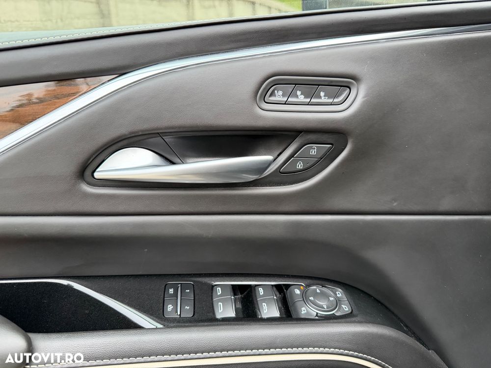 Cadillac Escalade - 14