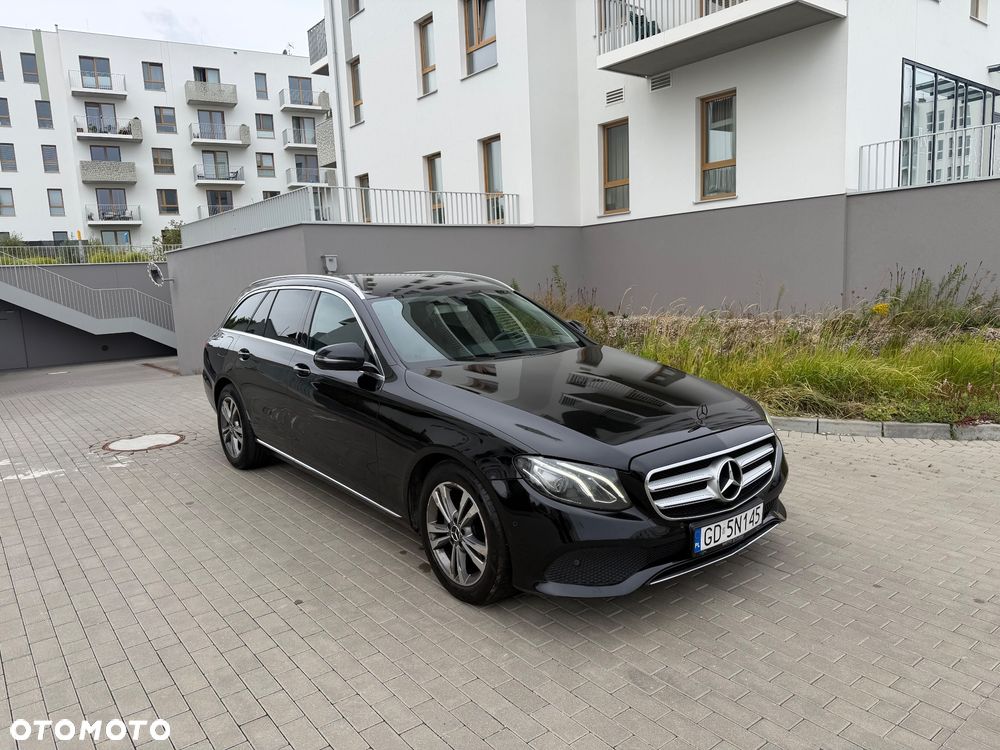 Mercedes-Benz Klasa E 220 d 9G-TRONIC - 3