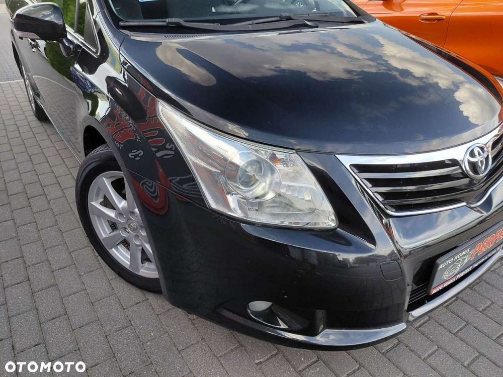 Toyota Avensis - 5
