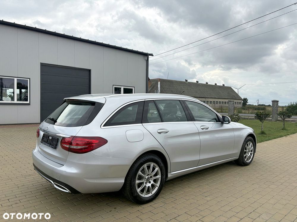 Mercedes-Benz Klasa C 200 d 9G-TRONIC Exclusive - 4