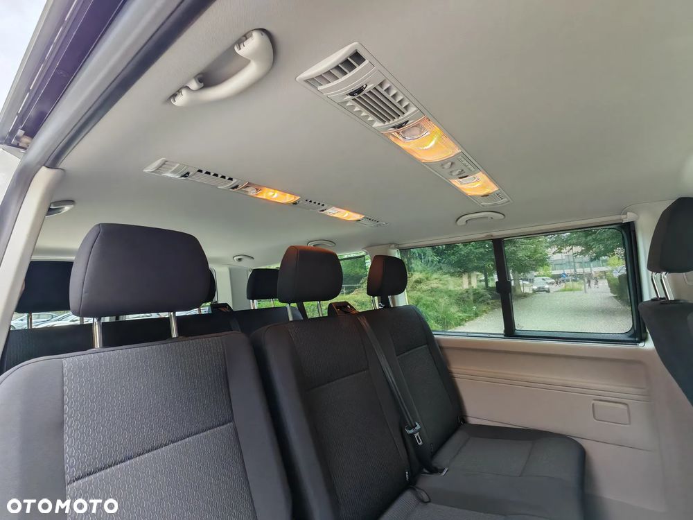 Volkswagen Caravelle - 21