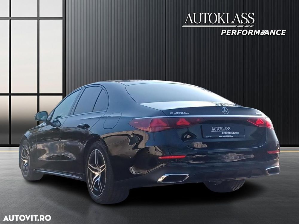 Mercedes-Benz E 400e 4Matic 9G-TRONIC - 4