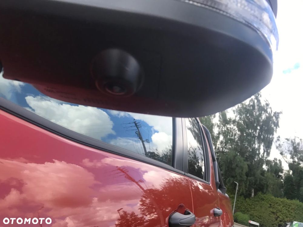 Toyota Hilux 2.8 D-4D mHEV Double Cab Invincible 4x4 - 16