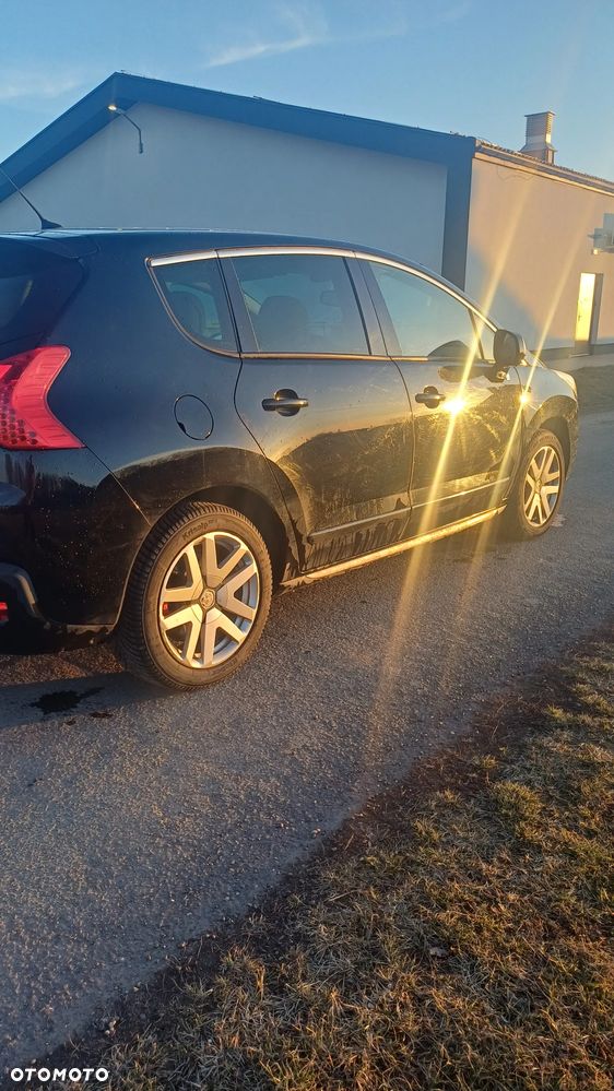 Peugeot 3008 2.0 HDi HYbrid4 - 7