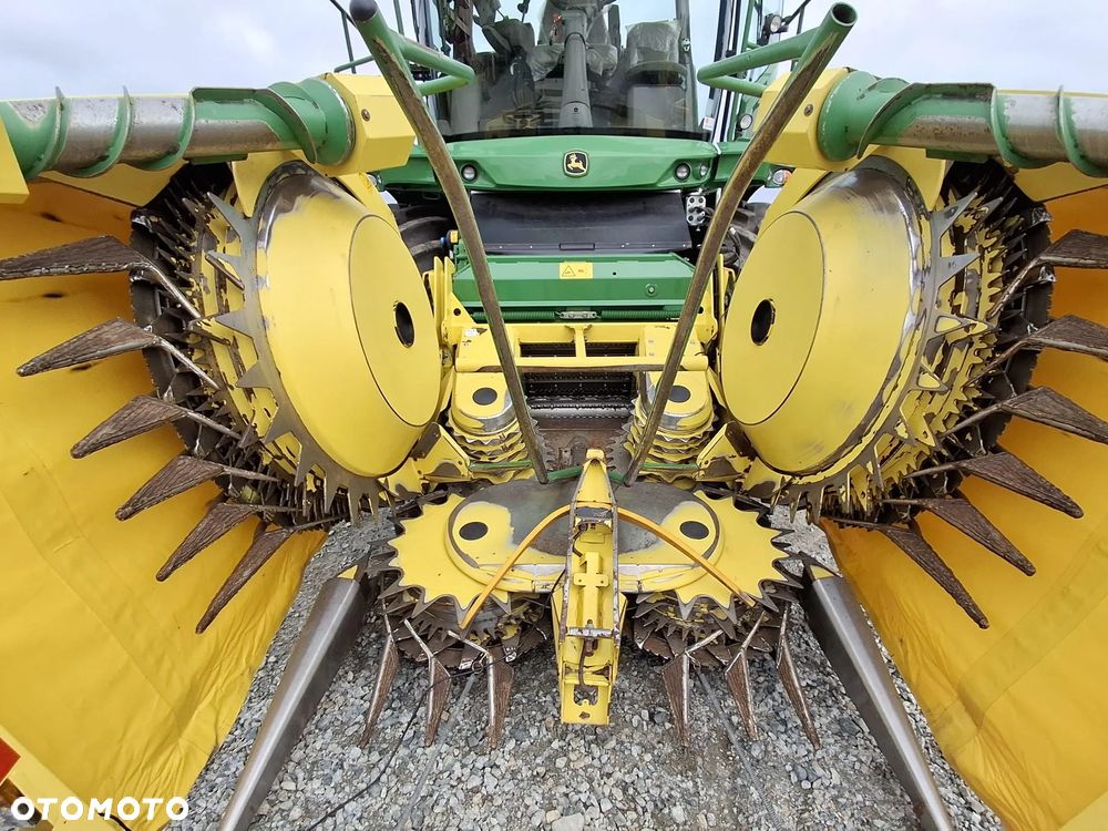 John Deere 8200i - 9