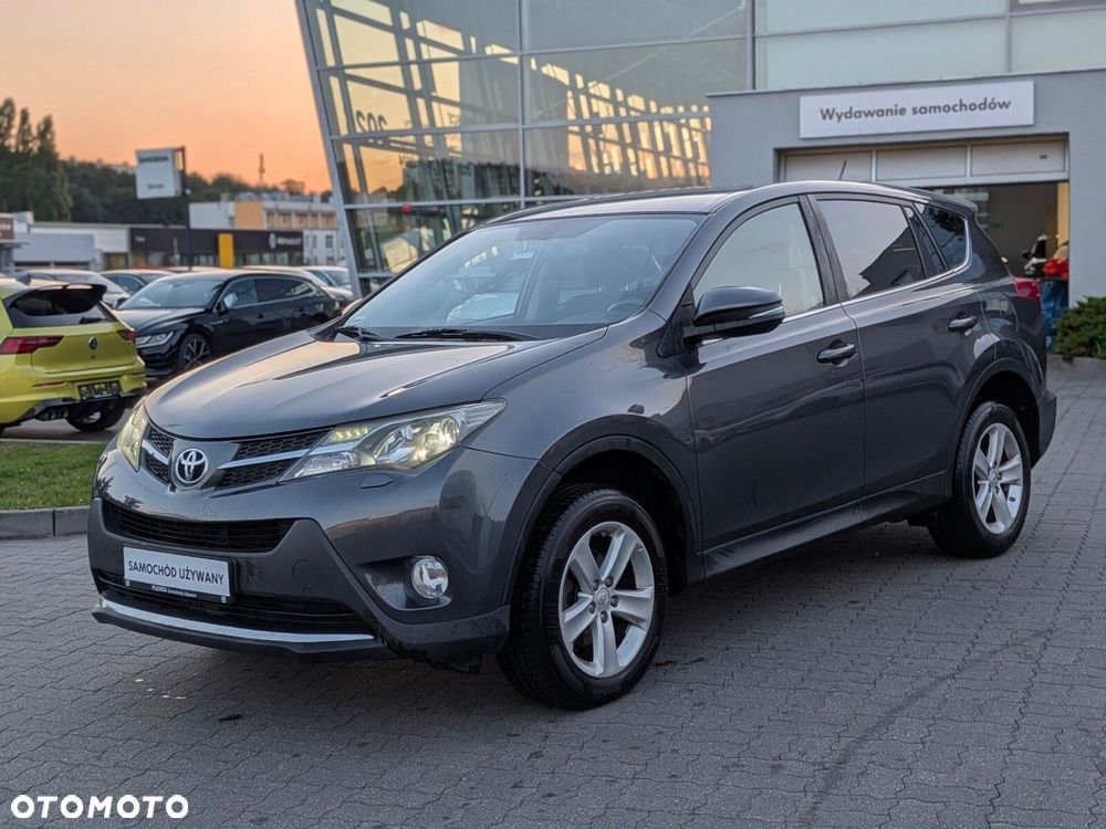 Toyota RAV4 2.0 D-4D Premium 4x2 - 1