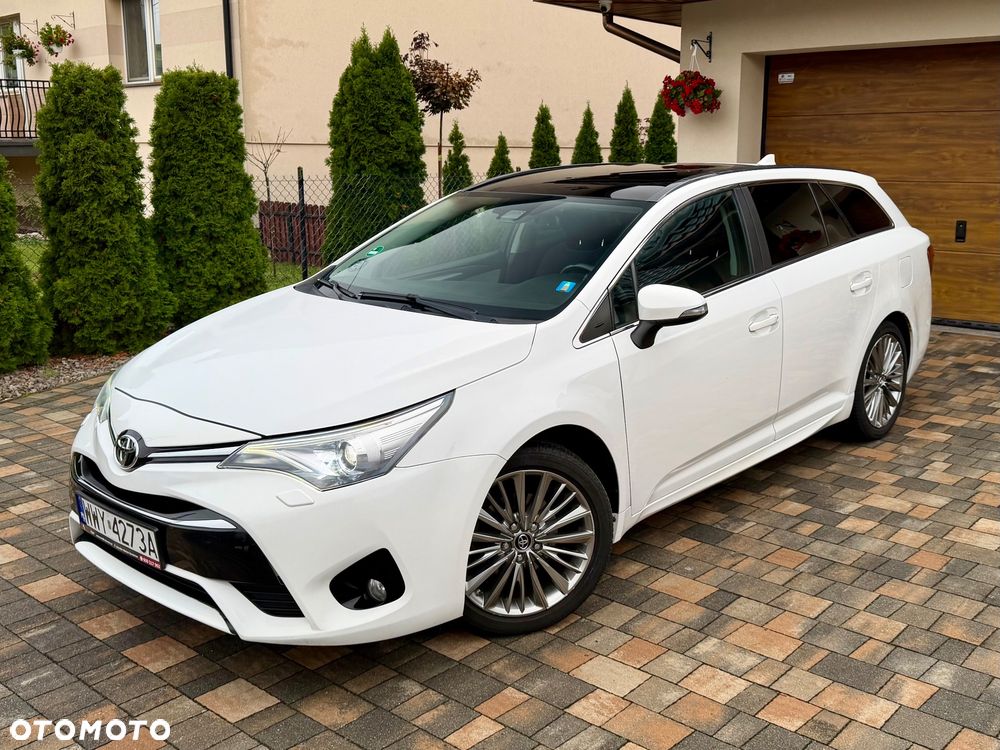 Toyota Avensis Touring Sports 1.8 Executive - 32