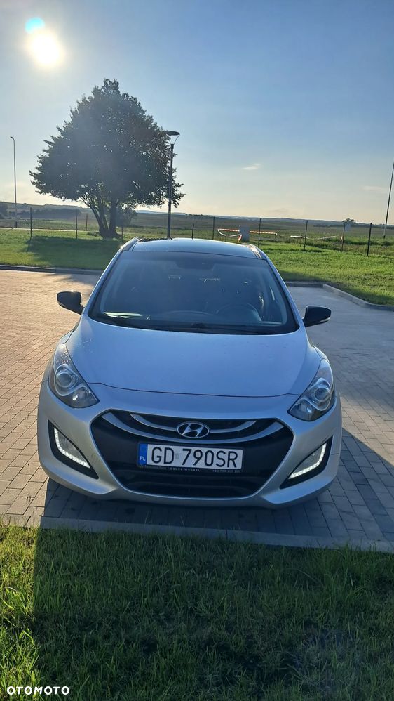 Hyundai i30 1.6 CRDI Fifa World Cup Edition - 5