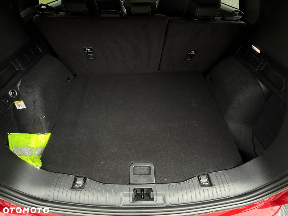Ford Kuga 2.5 Duratec FHEV 4x4 TITANIUM X - 34