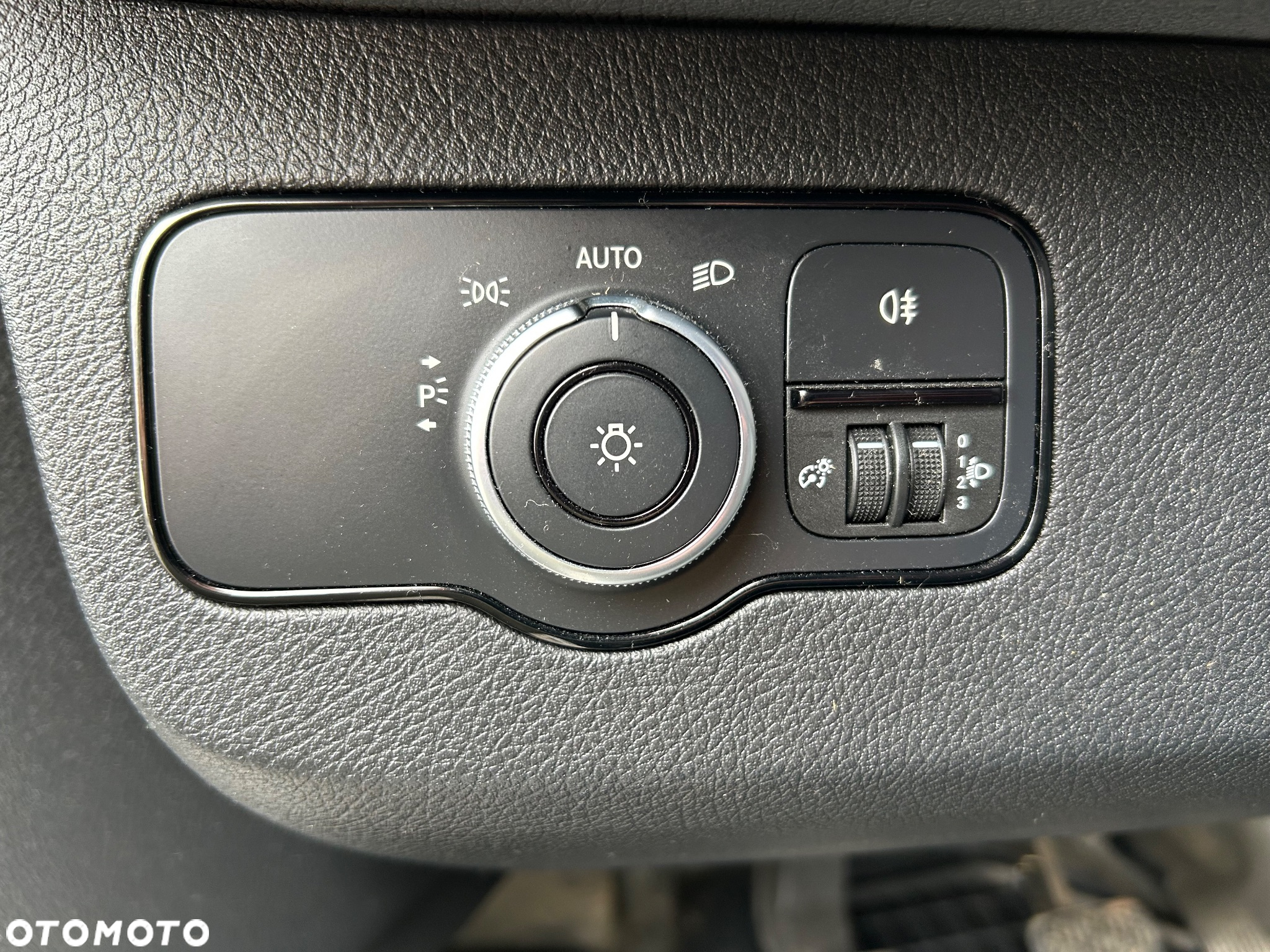 Mercedes-Benz Sprinter - 15