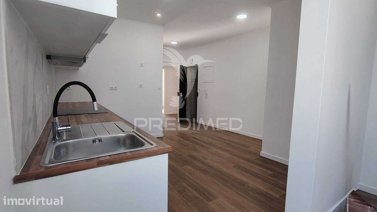 Apartamento T3 em Remodelação no Alto do Seixalinho, Barreiro - Grande imagem: 2/16