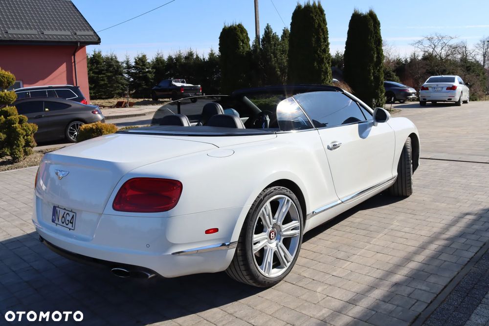 Bentley Continental GT V8 Convertible - 11
