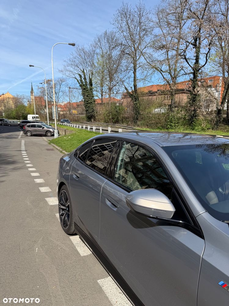 BMW Seria 5 520d mHEV M Sport - 17
