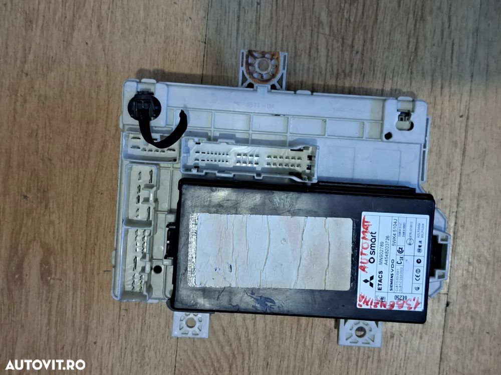 Ki set pornire compus din Cheie cu cip Calculator confort Panoiu sigurante cu imobilizator so Calculator motor Originale Mitsubishi Colt 6 1.3i Smart Forfour 454 1.3 benzina - 2