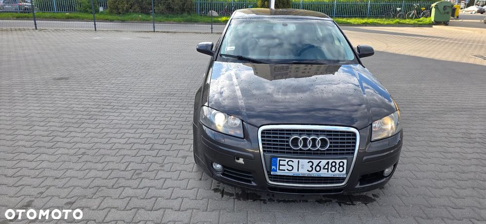 Audi A3 Sportback - 1