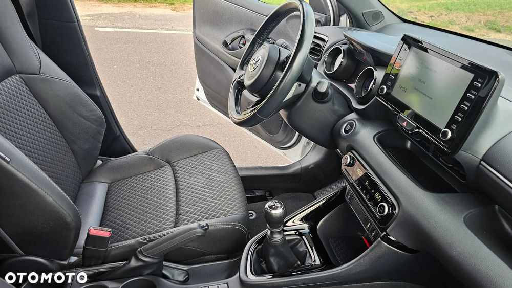 Toyota Yaris 1.5 Selection Style - 13
