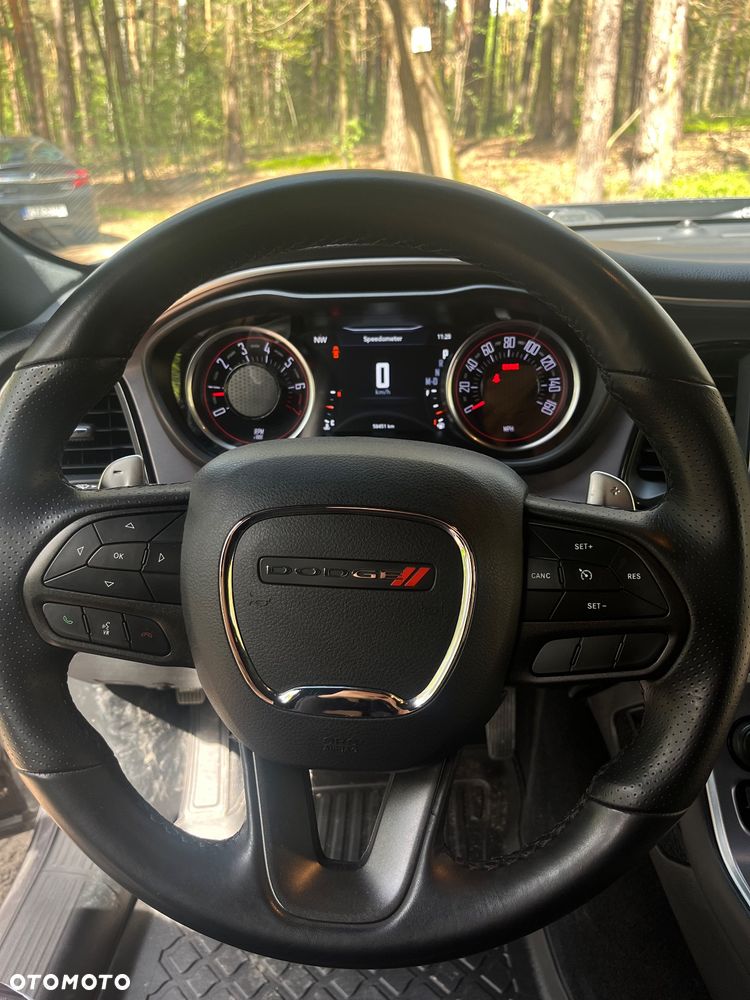 Dodge Challenger - 21