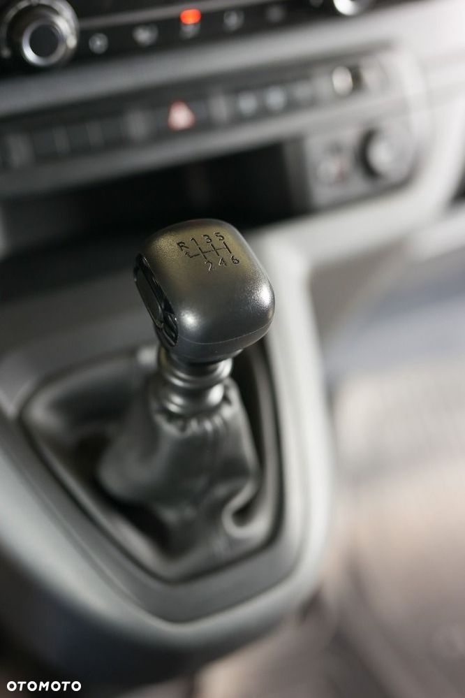 Toyota Proace Verso - 27