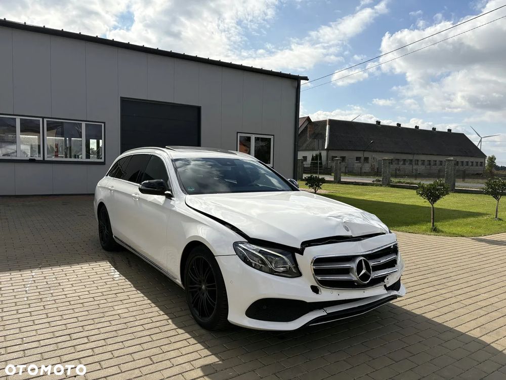 Mercedes-Benz Klasa E 200 d T 9G-TRONIC Avantgarde - 1
